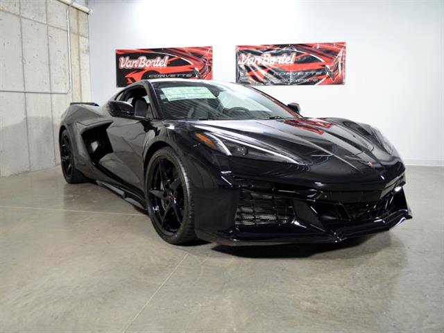 New 2025 Chevrolet Corvette E-Ray w/ ZER Performance Package image 2