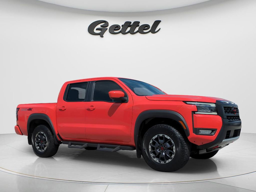 Certified 2025 Nissan Frontier PRO-4X w/ Tow Package image 3