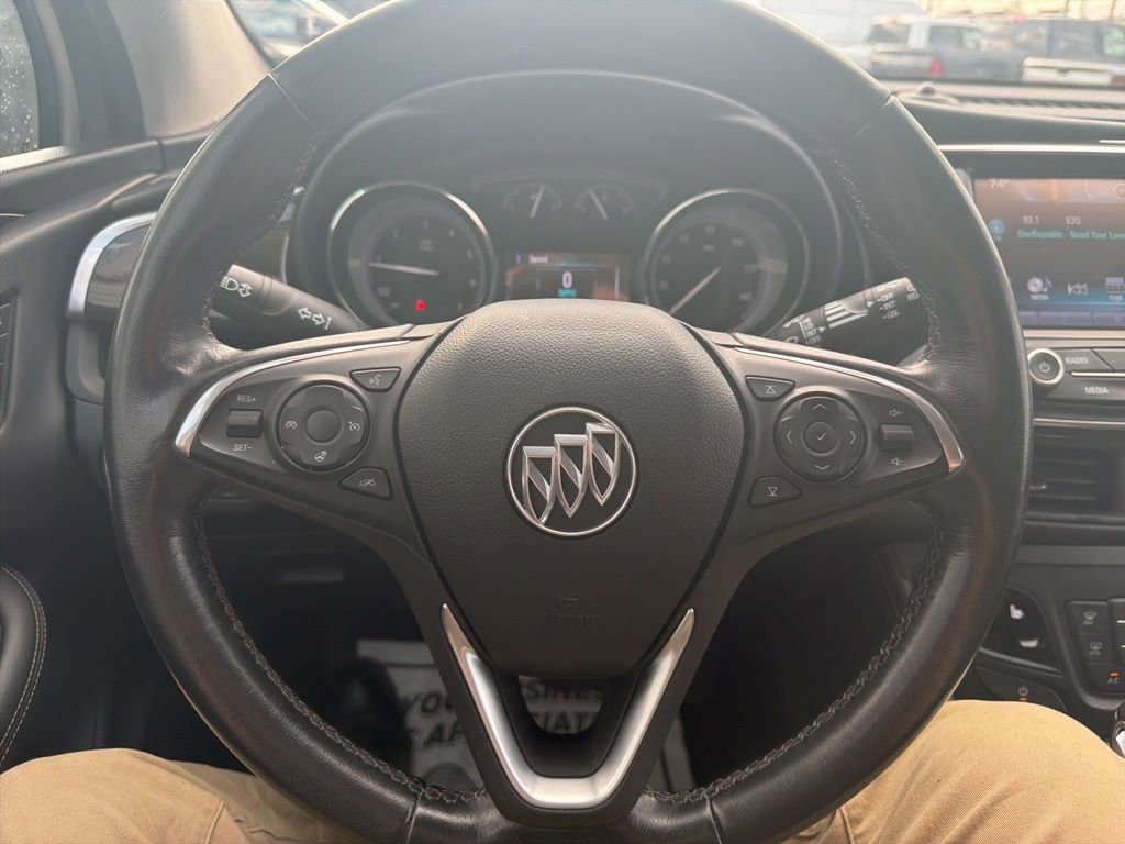Used 2020 Buick Envision Essence AWD/4WD image 19