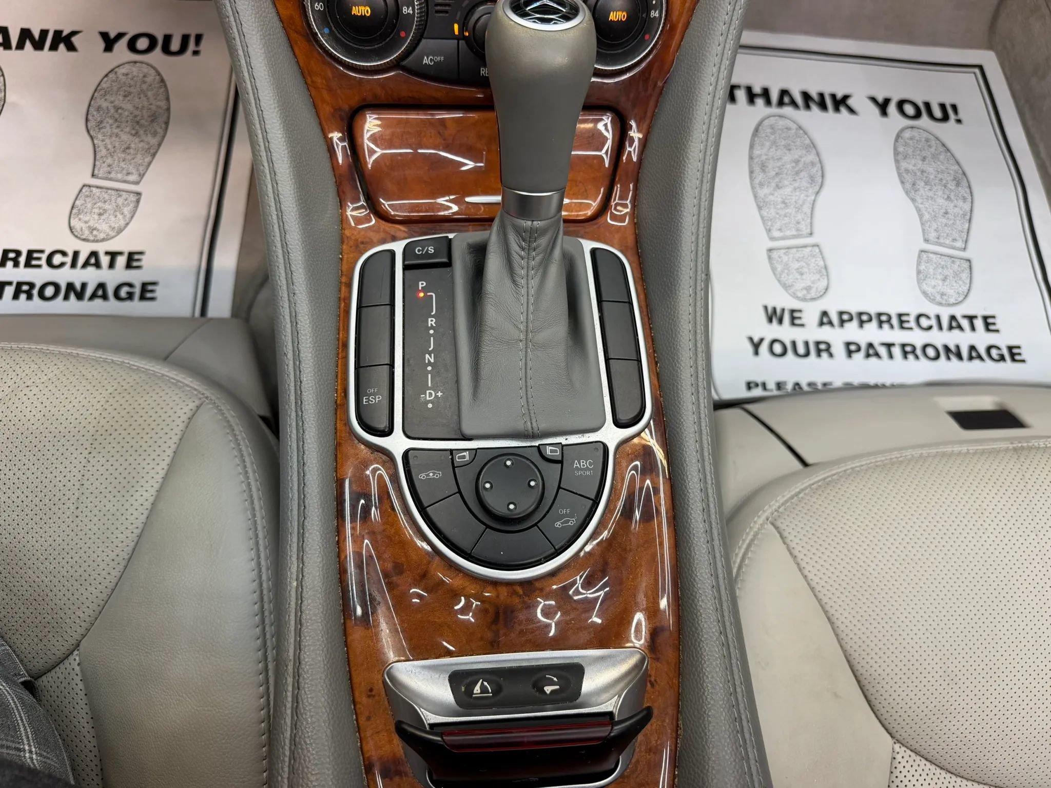 Used 2005 Mercedes-Benz SL 500 image 32