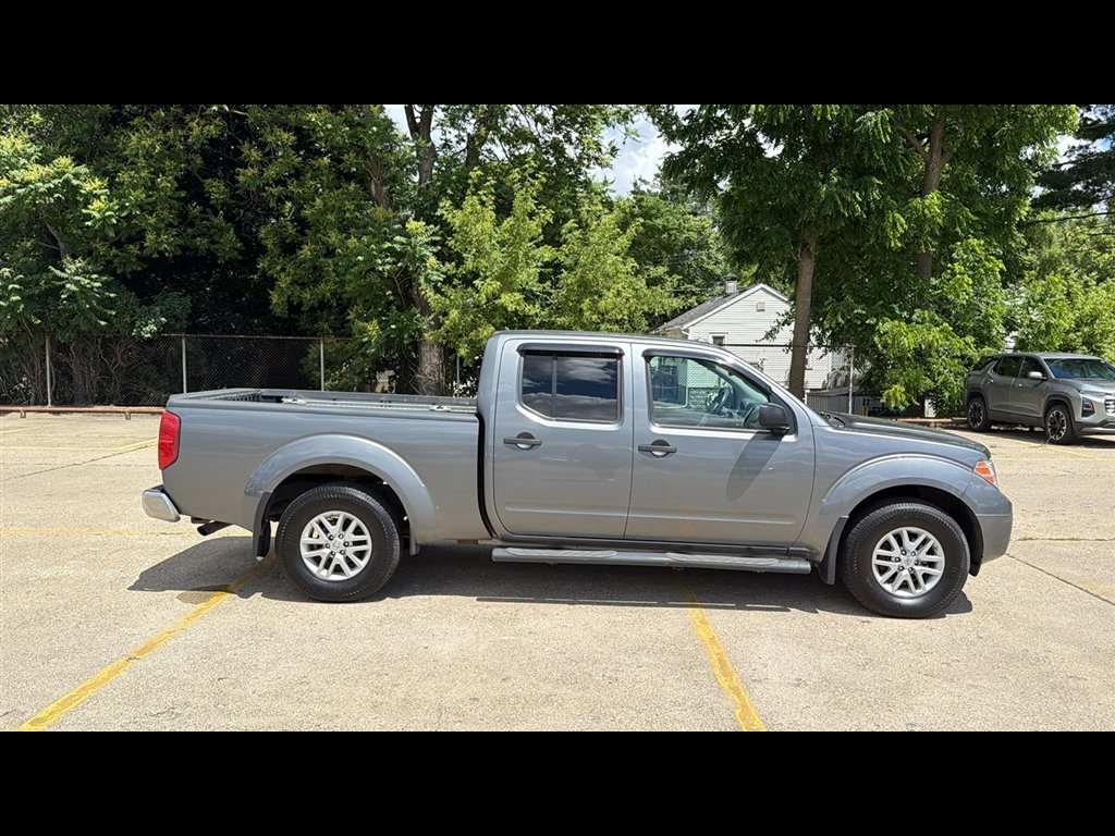 Used 2018 Nissan Frontier SV AWD/4WD image 6