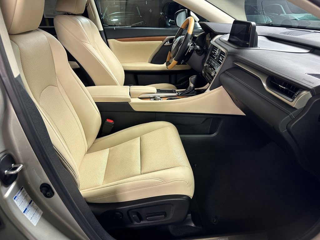 Used 2021 Lexus RX 350 AWD w/ Premium Package image 12