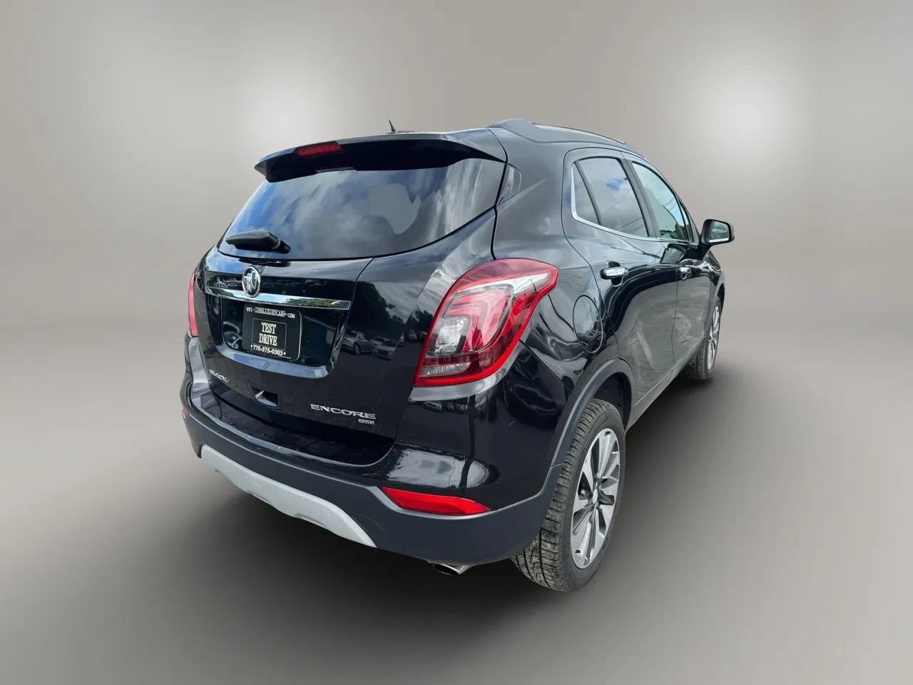 Used 2017 Buick Encore Essence AWD/4WD image 9
