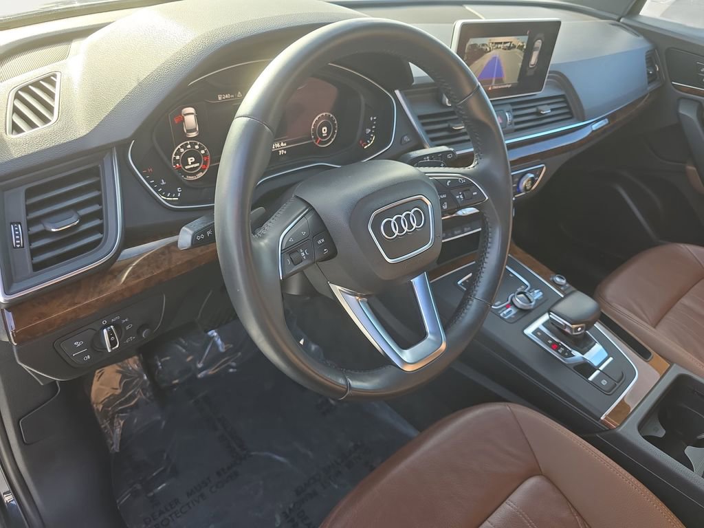Used 2018 Audi Q5 2.0T Premium Plus w/ Premium Plus Package AWD/4WD image 25