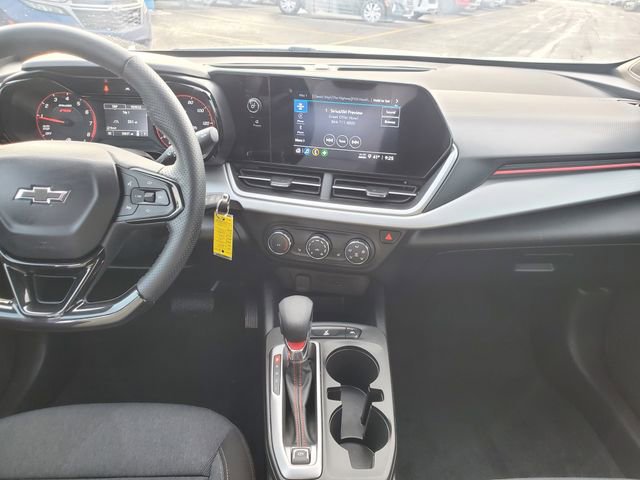 Certified 2024 Chevrolet Trax RS w/ Sunroof Package image 15