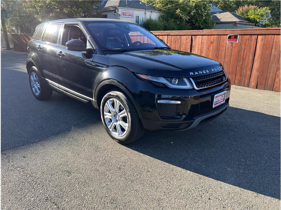 Used 2018 Land Rover Range Rover Evoque image 1