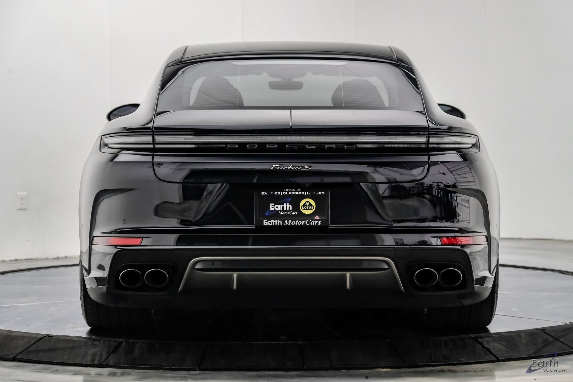 Used 2026 Porsche Panamera Turbo S AWD/4WD image 12