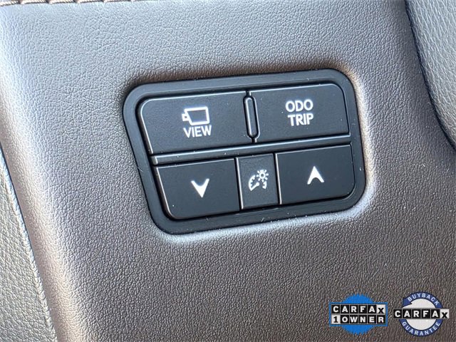 Used 2023 Lexus LX 600 4WD w/ Luxury Package image 34