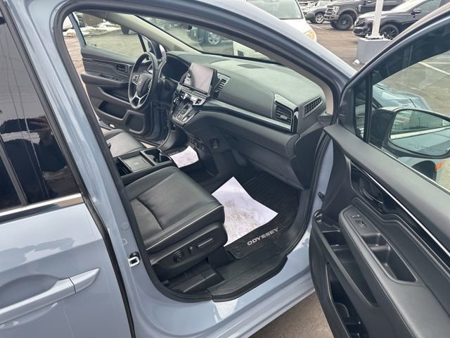 Used 2025 Honda Odyssey Elite image 22
