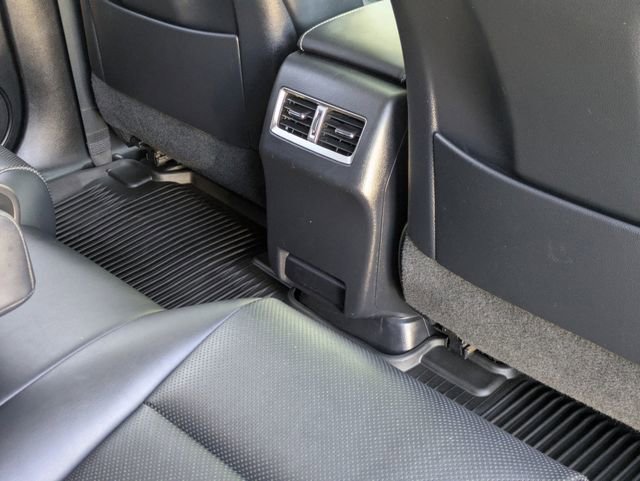 Used 2021 Lexus RX 350L Premium w/ Premium Package image 33