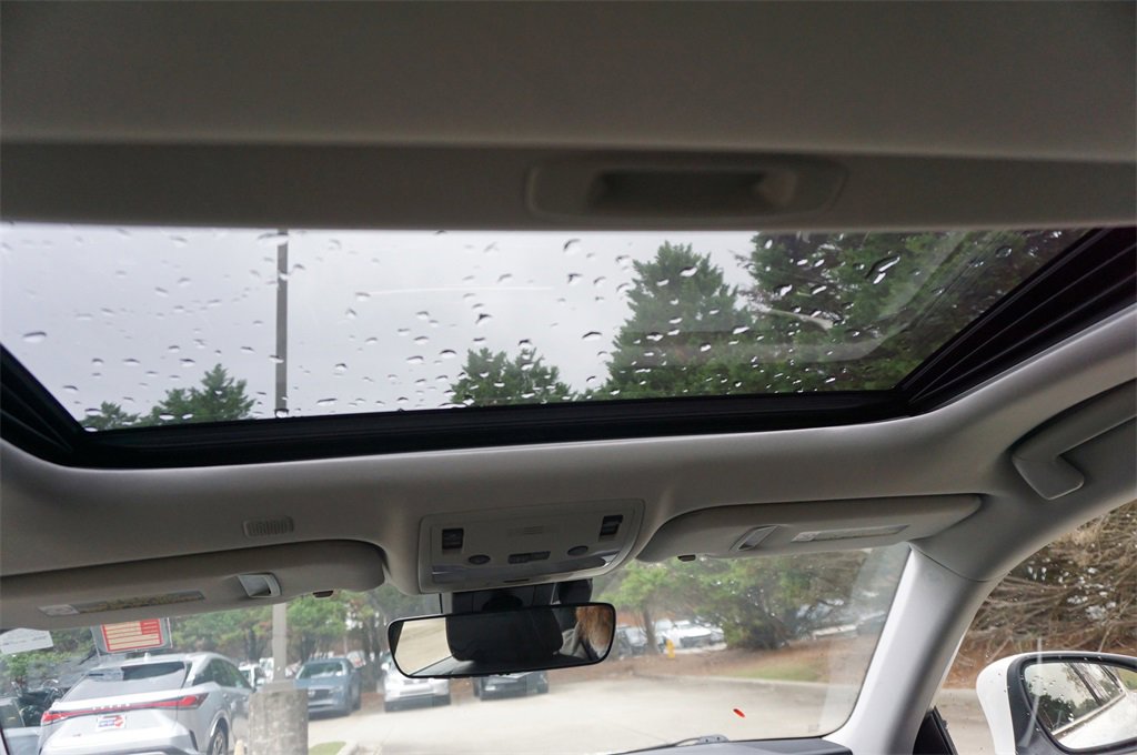 Used 2020 Lexus IS 300 AWD w/ Premium Package image 16