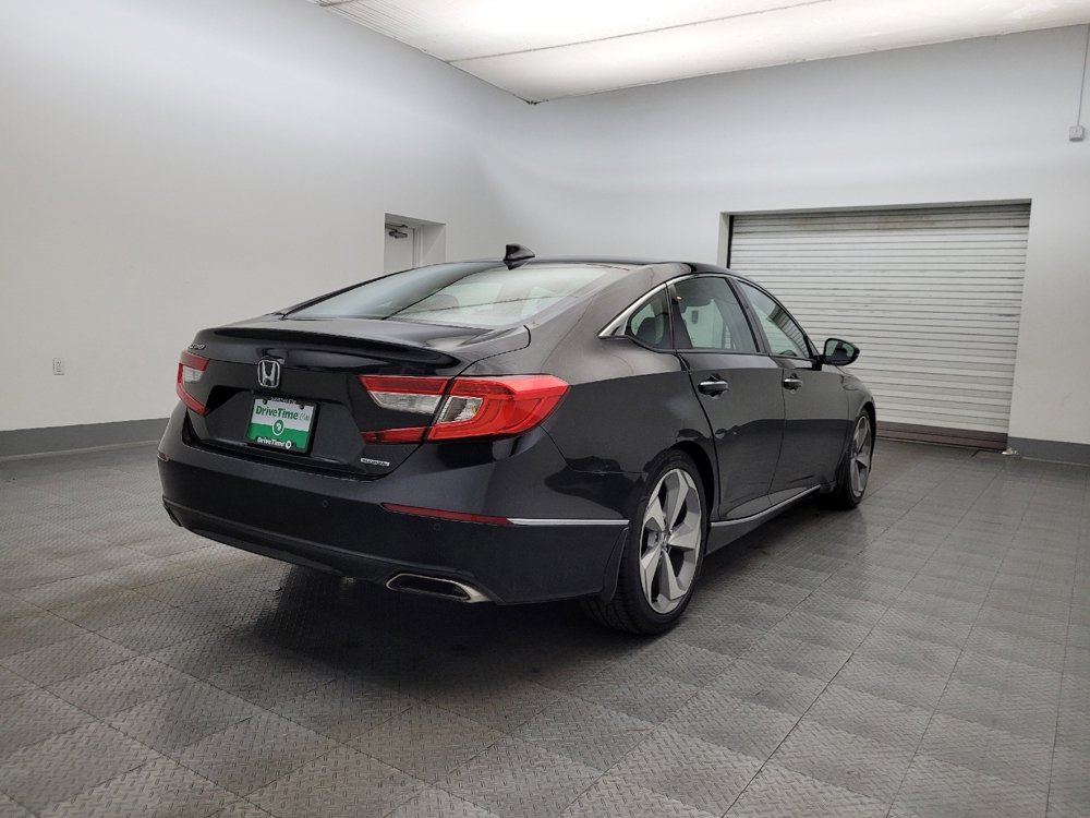 Used 2018 Honda Accord Touring image 9