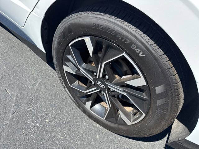 Used 2025 Hyundai Sonata SEL FWD image 11