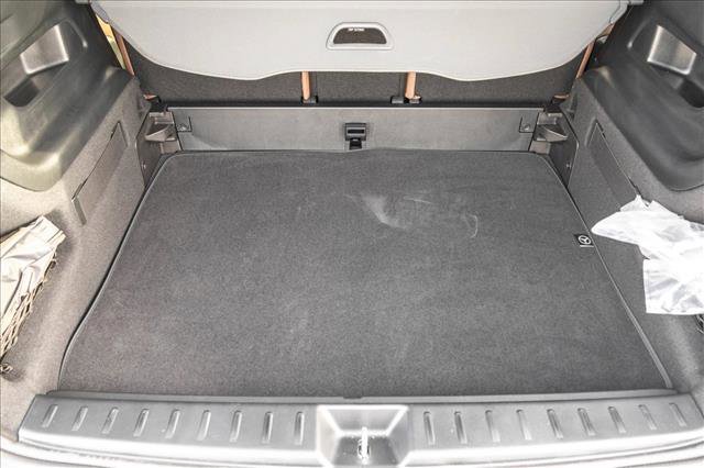 Certified 2026 Mercedes-Benz GLB 250 4MATIC image 26