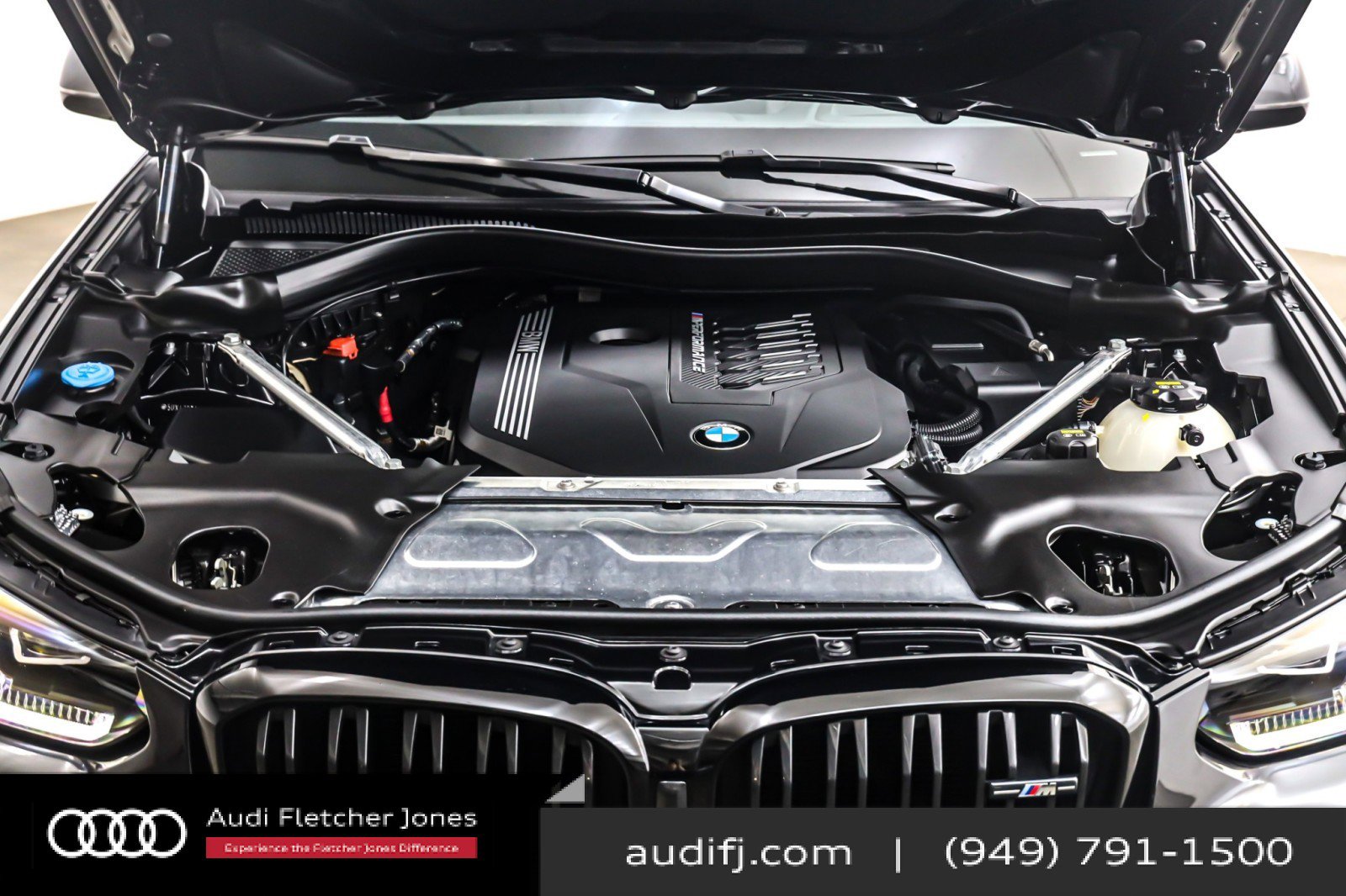 Used 2023 BMW X4 M40i image 12