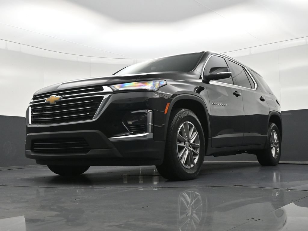 Used 2024 Chevrolet Traverse LT FWD image 25