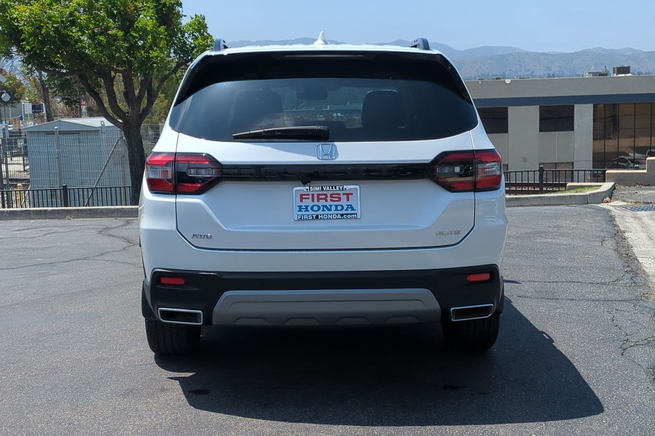 Certified 2023 Honda Pilot Elite image 7