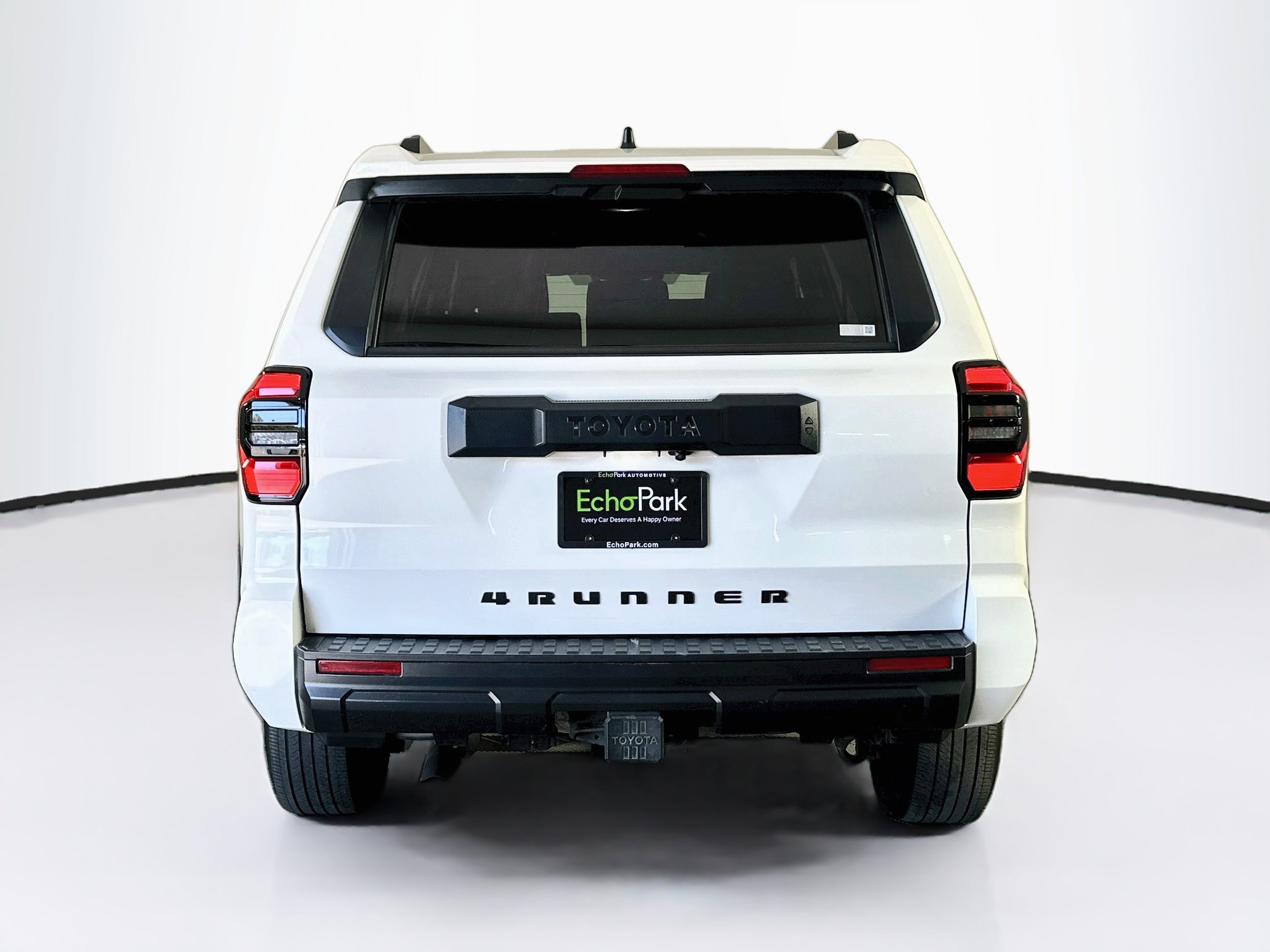 Used 2025 Toyota 4Runner SR5 AWD/4WD image 7