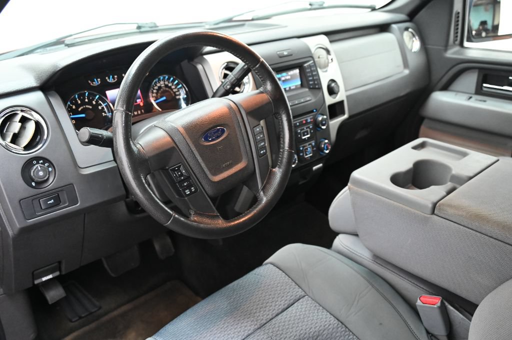 Used 2013 Ford F150 XLT w/ Luxury Equipment Group RWD image 22