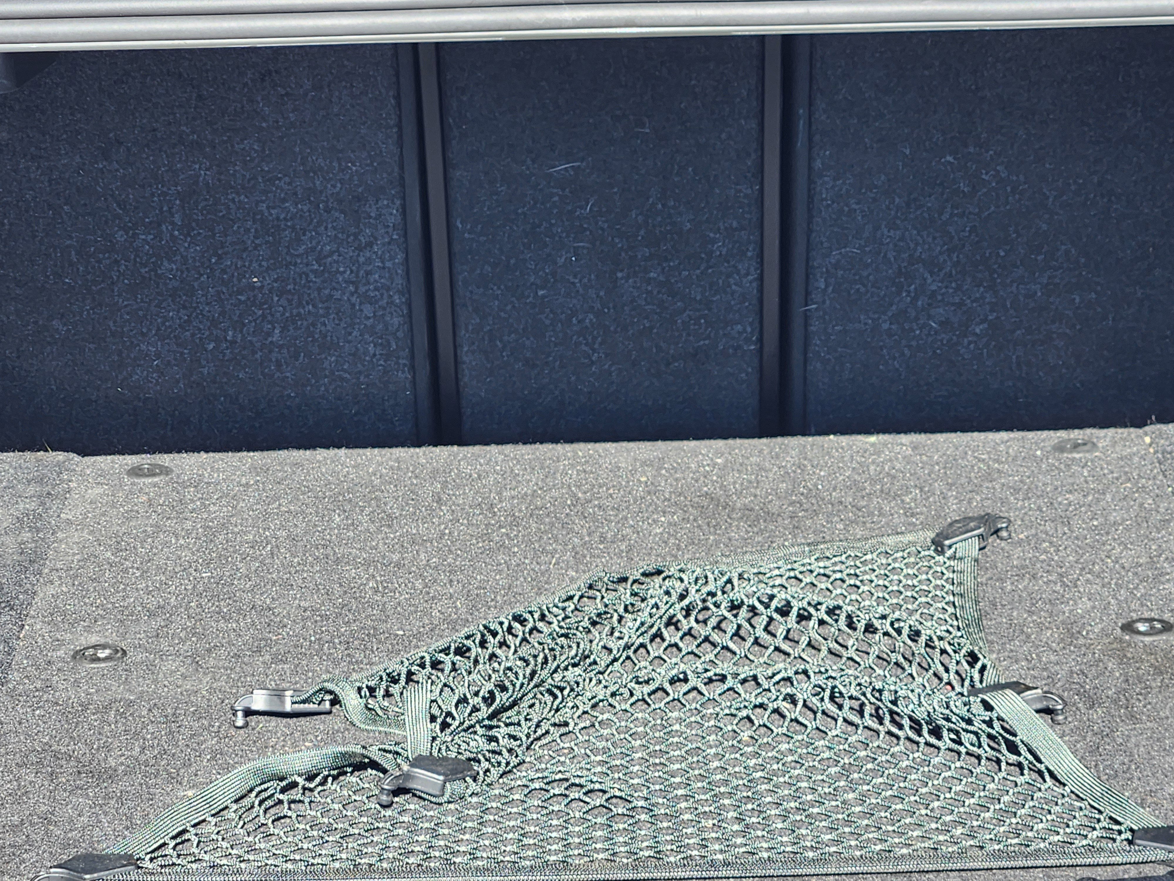 Used 2018 BMW 330e image 12