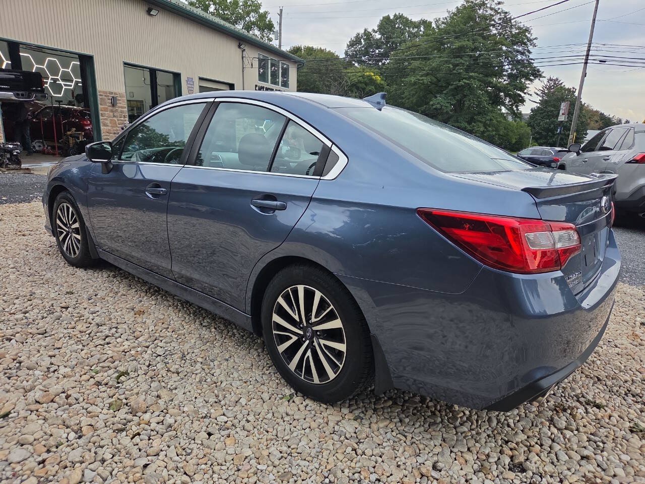 Used 2018 Subaru Legacy 2.5i Premium AWD/4WD image 4