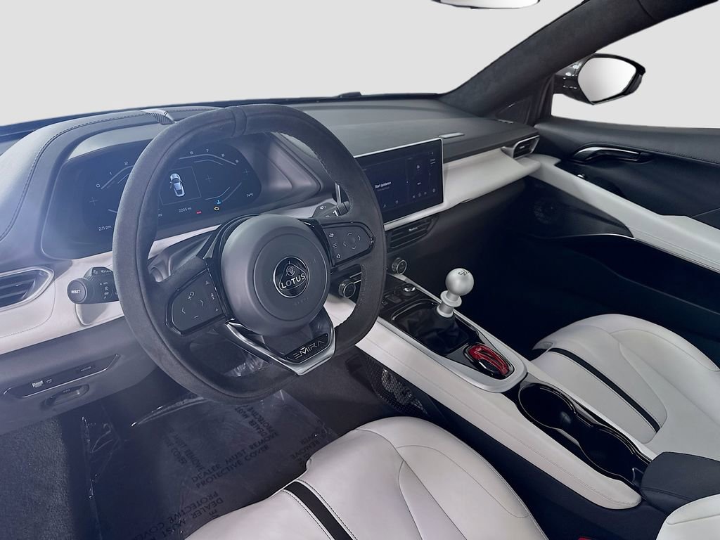 Used 2025 Lotus Emira image 4