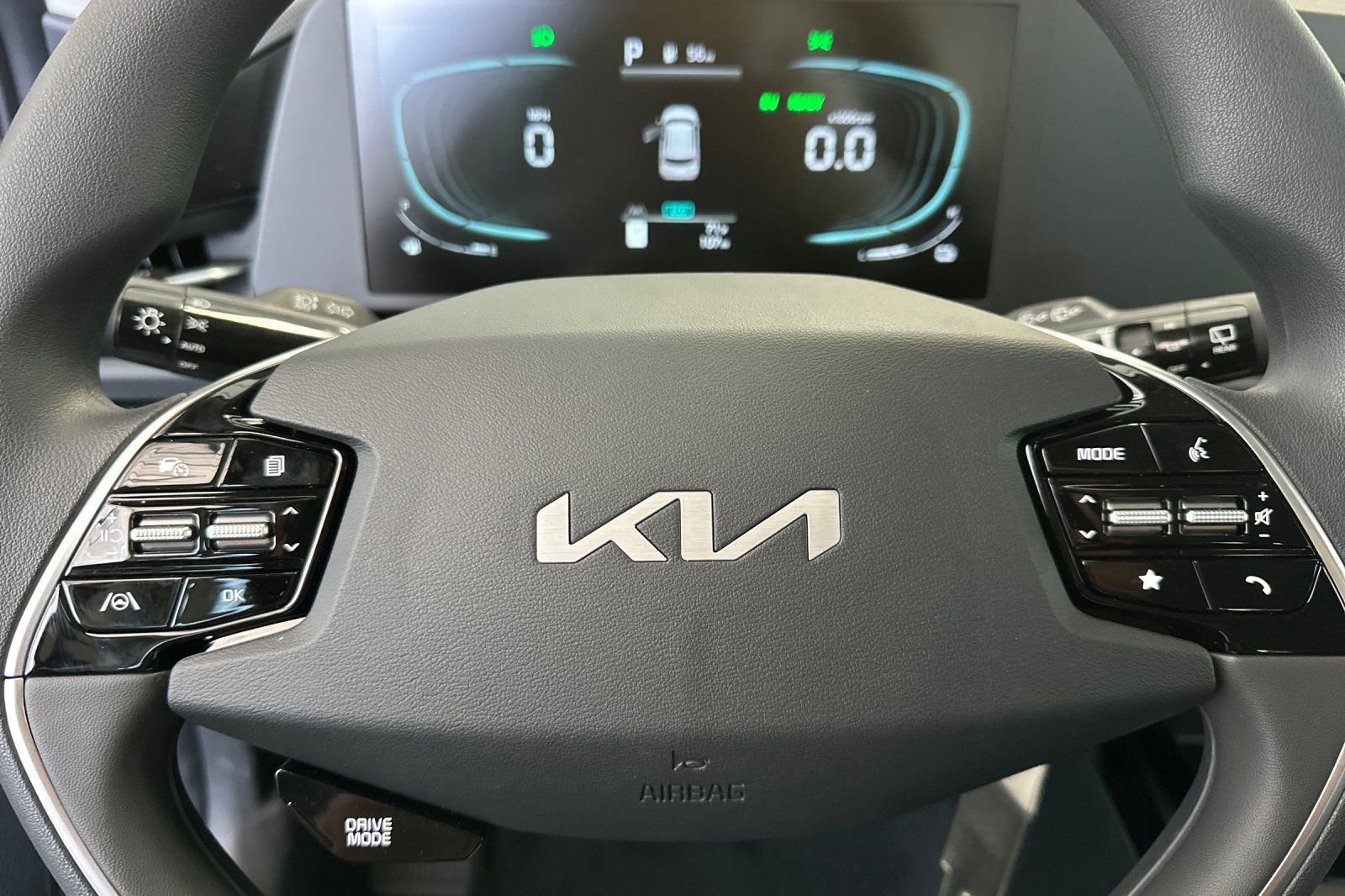New 2026 Kia Niro LX image 22