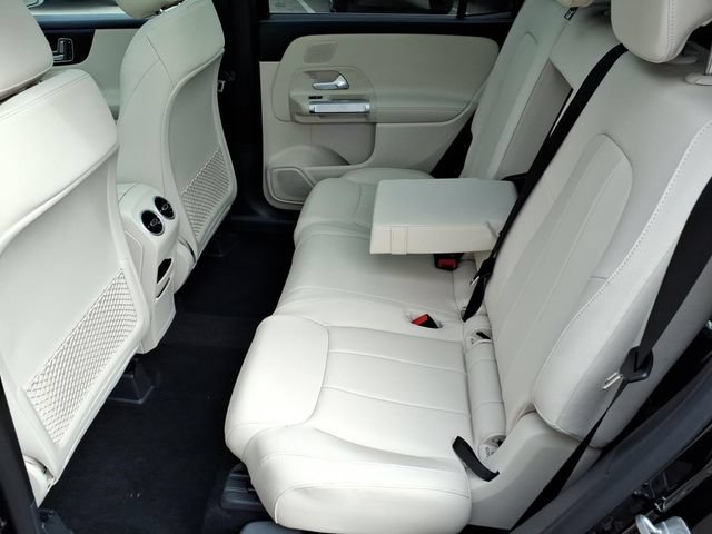New 2026 Mercedes-Benz GLB 250 4MATIC image 18