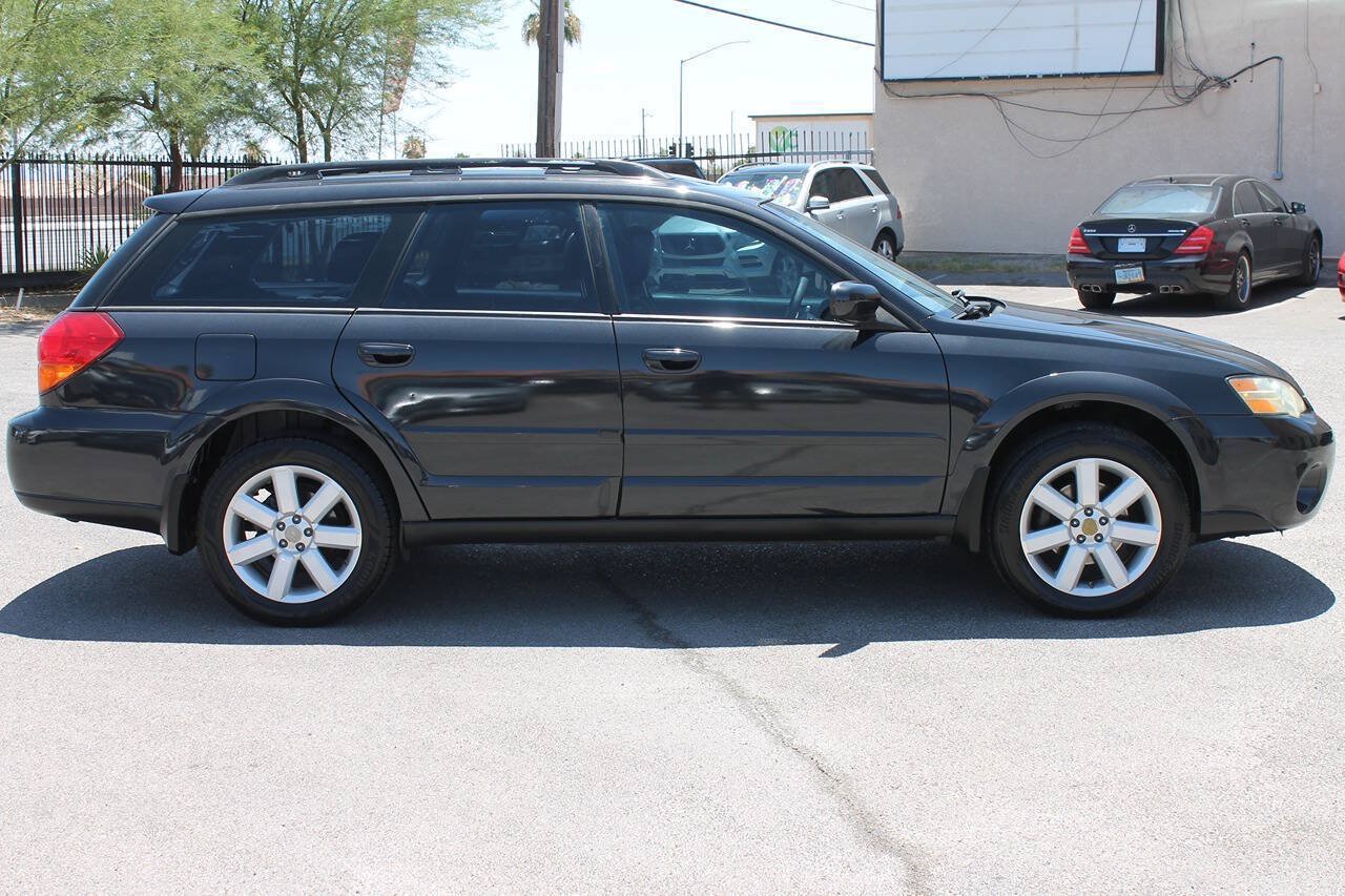 Used 2007 Subaru Outback 2.5i Limited w/ Popular Equipment Group 2A AWD/4WD image 9