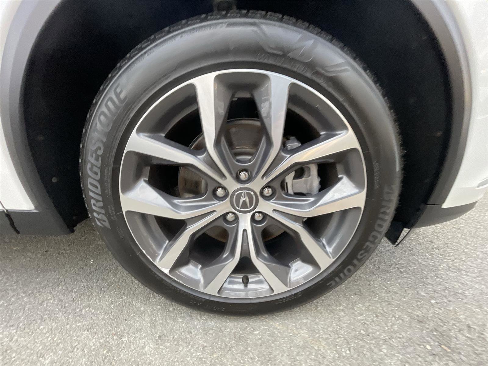 Used 2023 Acura MDX SH-AWD w/ Technology Package image 10