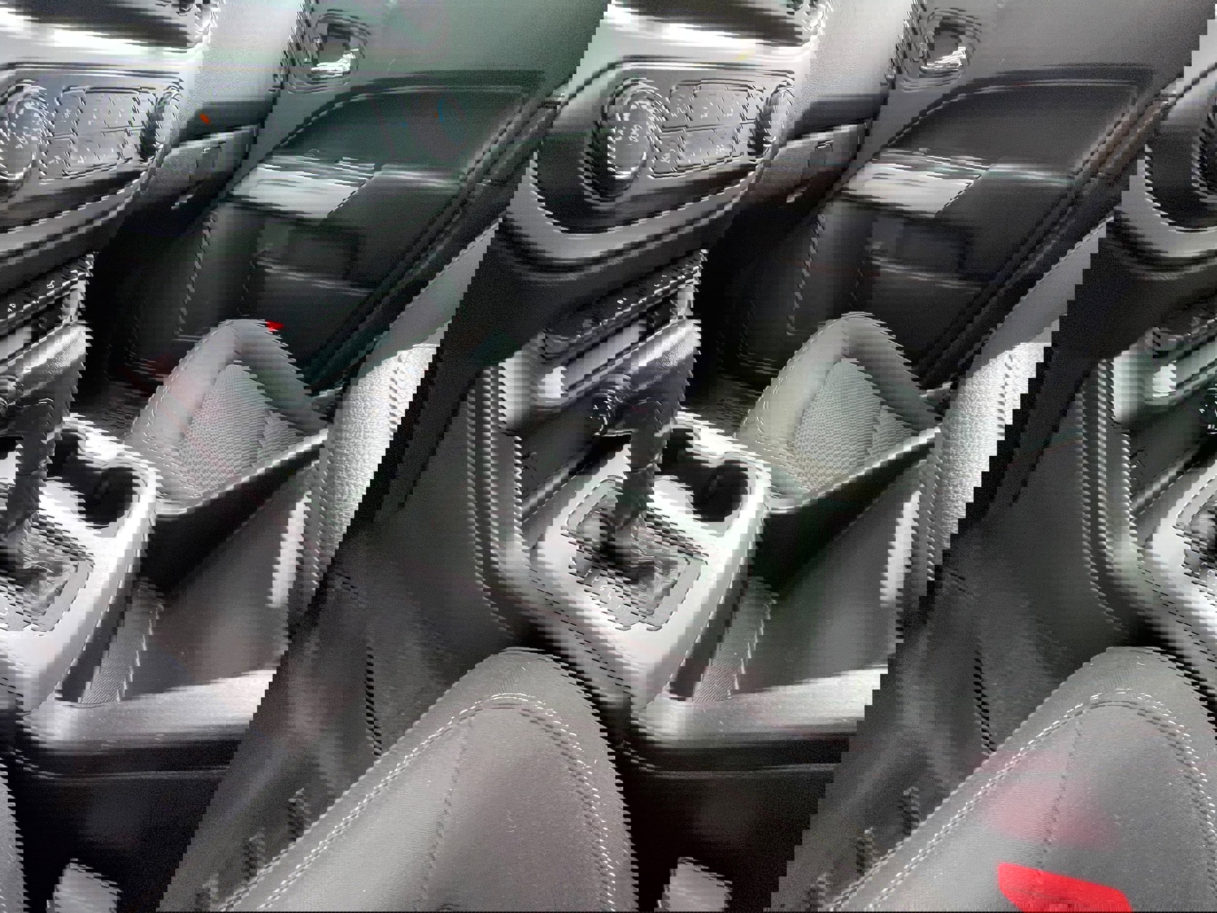 Used 2017 Chevrolet Colorado LT image 15