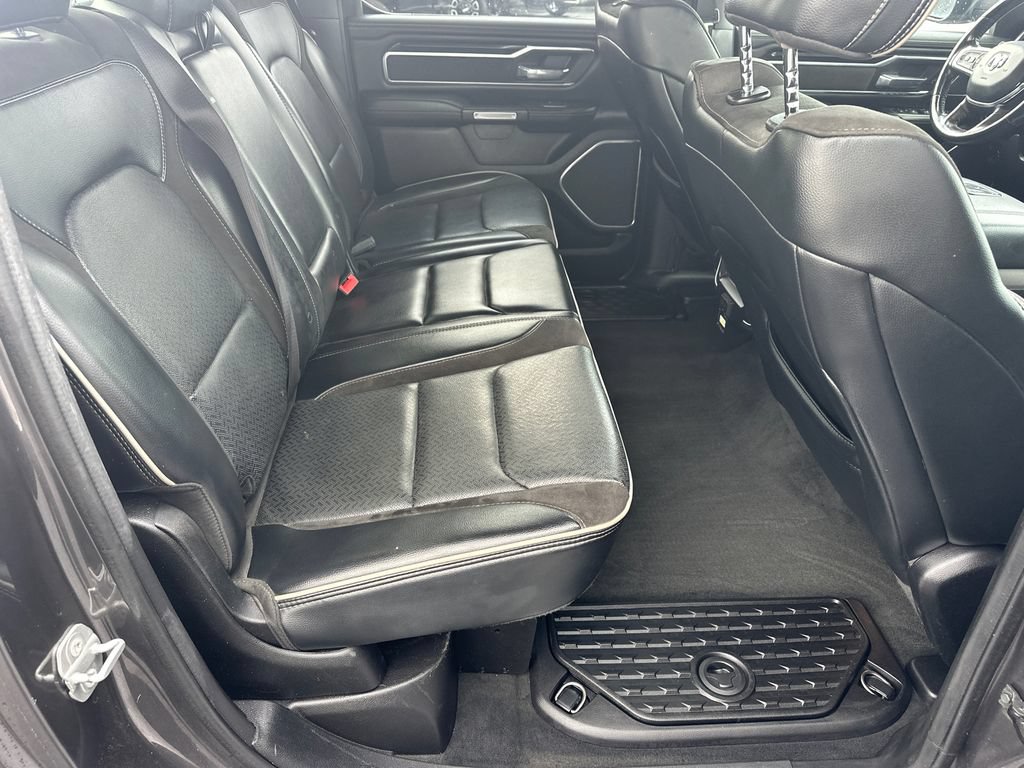 Used 2022 RAM 1500 Laramie AWD/4WD image 15