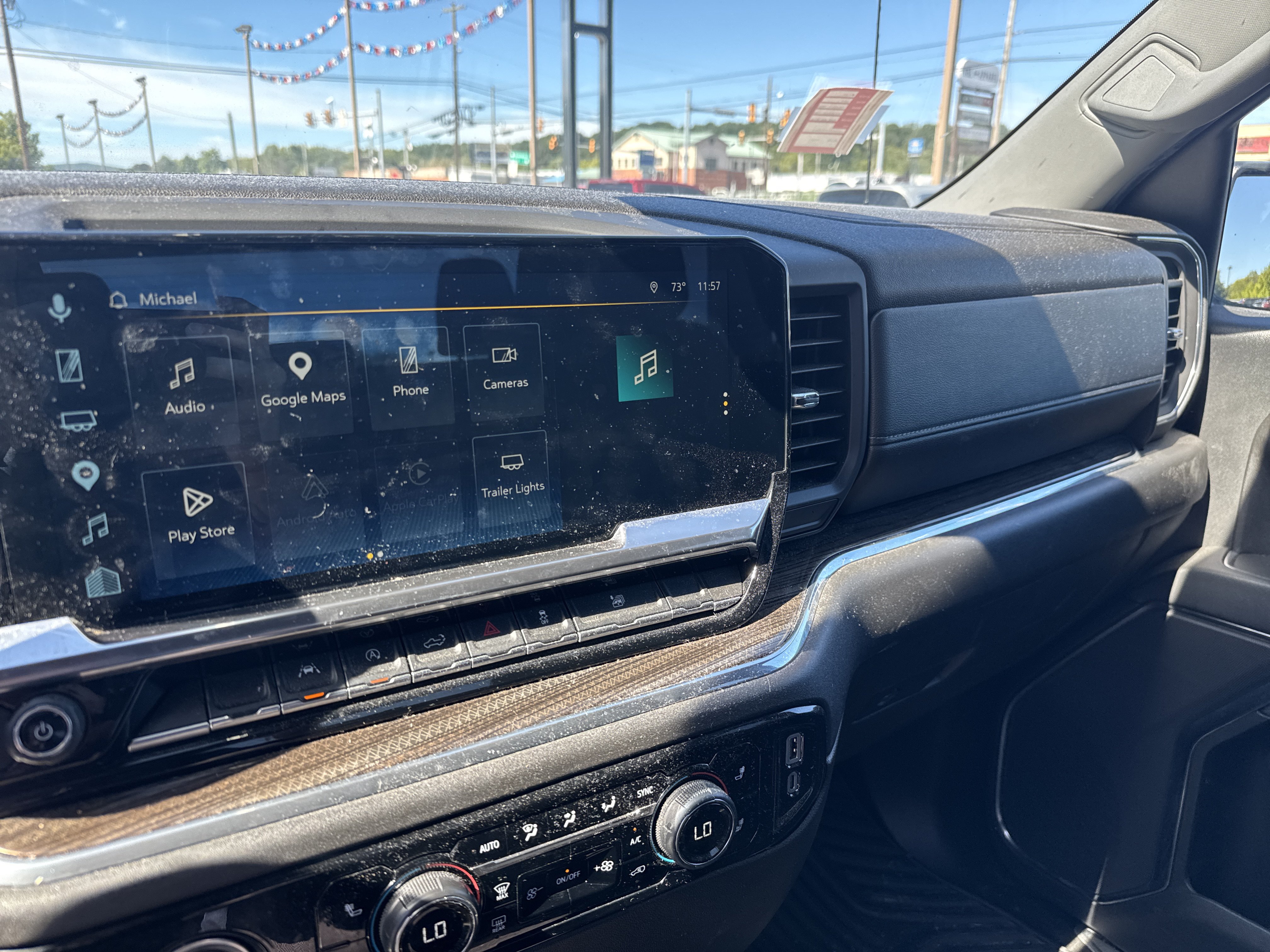 Used 2023 Chevrolet Silverado 1500 LT AWD/4WD image 22