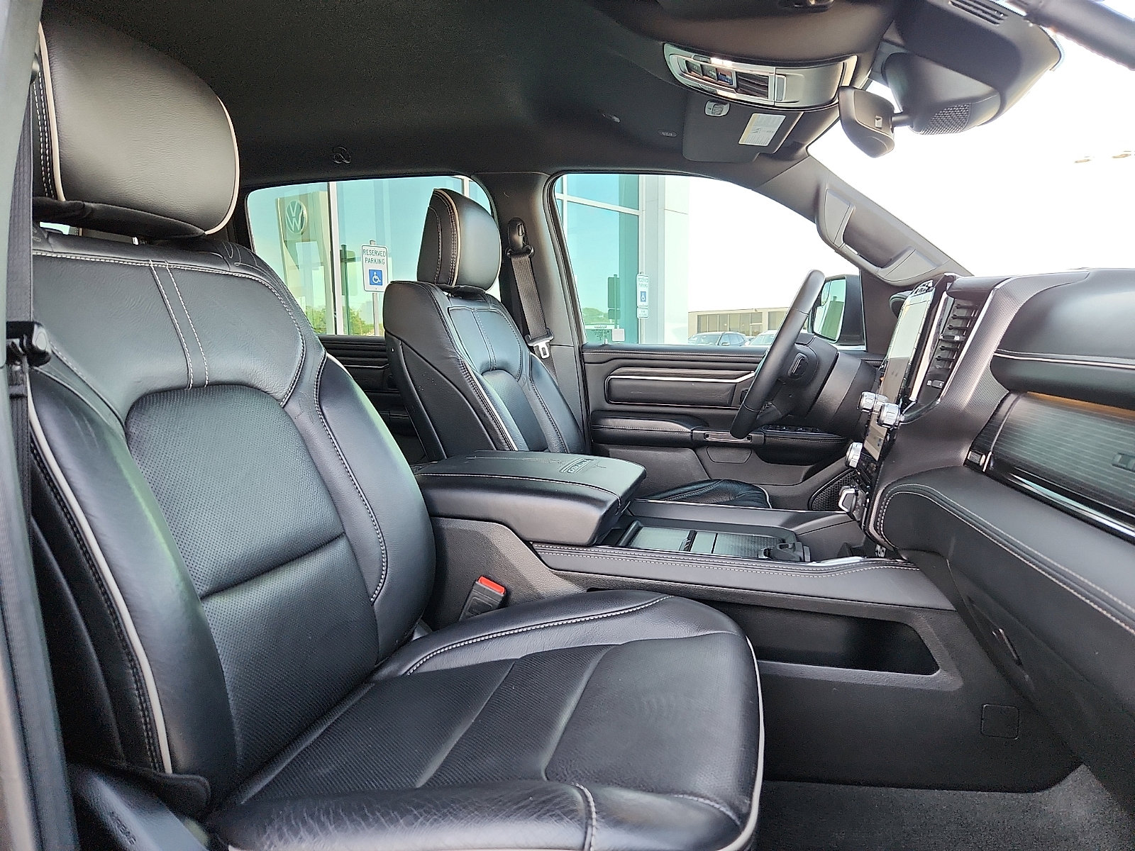 Used 2024 RAM 1500 Limited w/ Trailer Tow Group image 15