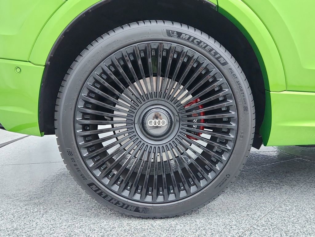 Used 2023 Audi RS Q8 image 13