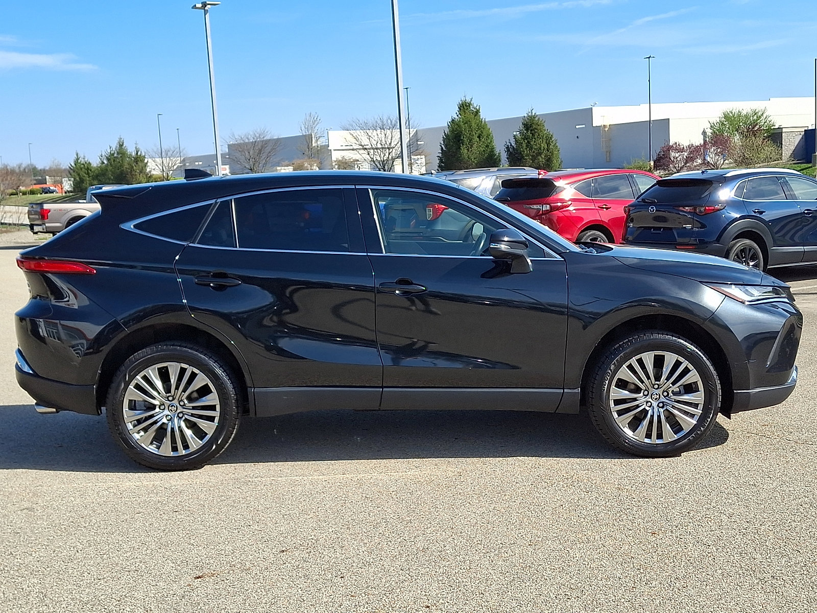 Used 2022 Toyota Venza Limited w/ Advanced Technology Package AWD/4WD image 7
