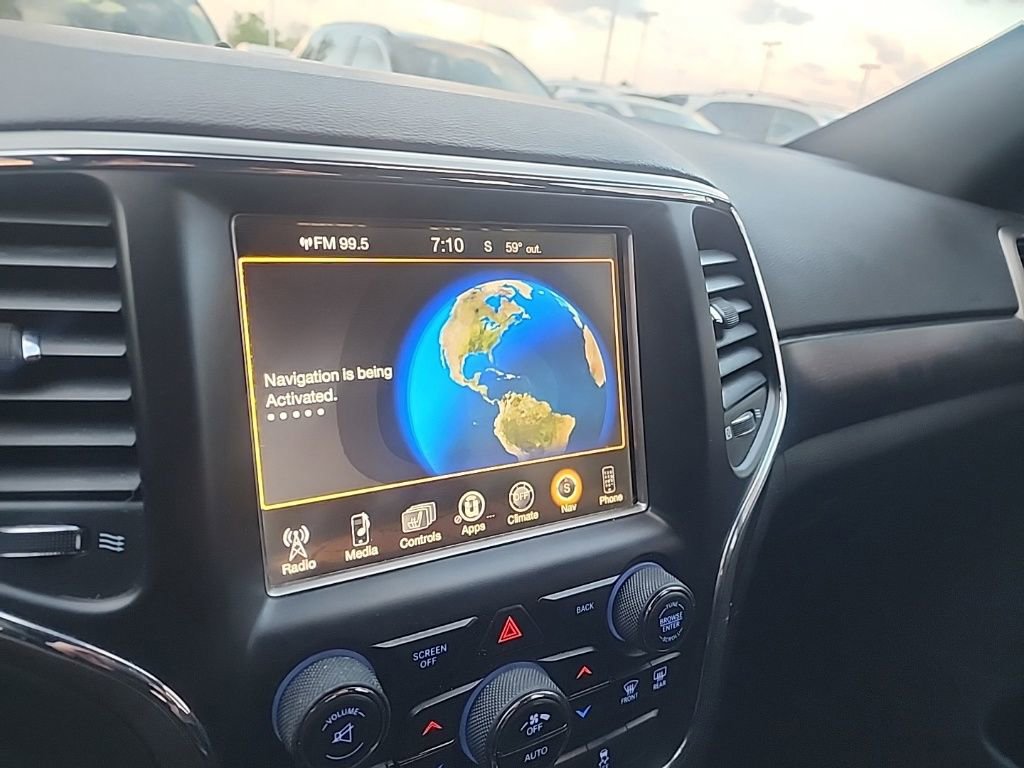 Used 2017 Jeep Grand Cherokee Altitude AWD/4WD image 19