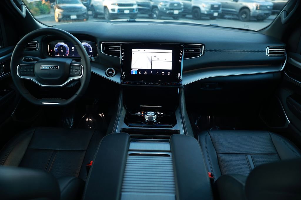 Used 2024 Jeep Wagoneer Series II image 27