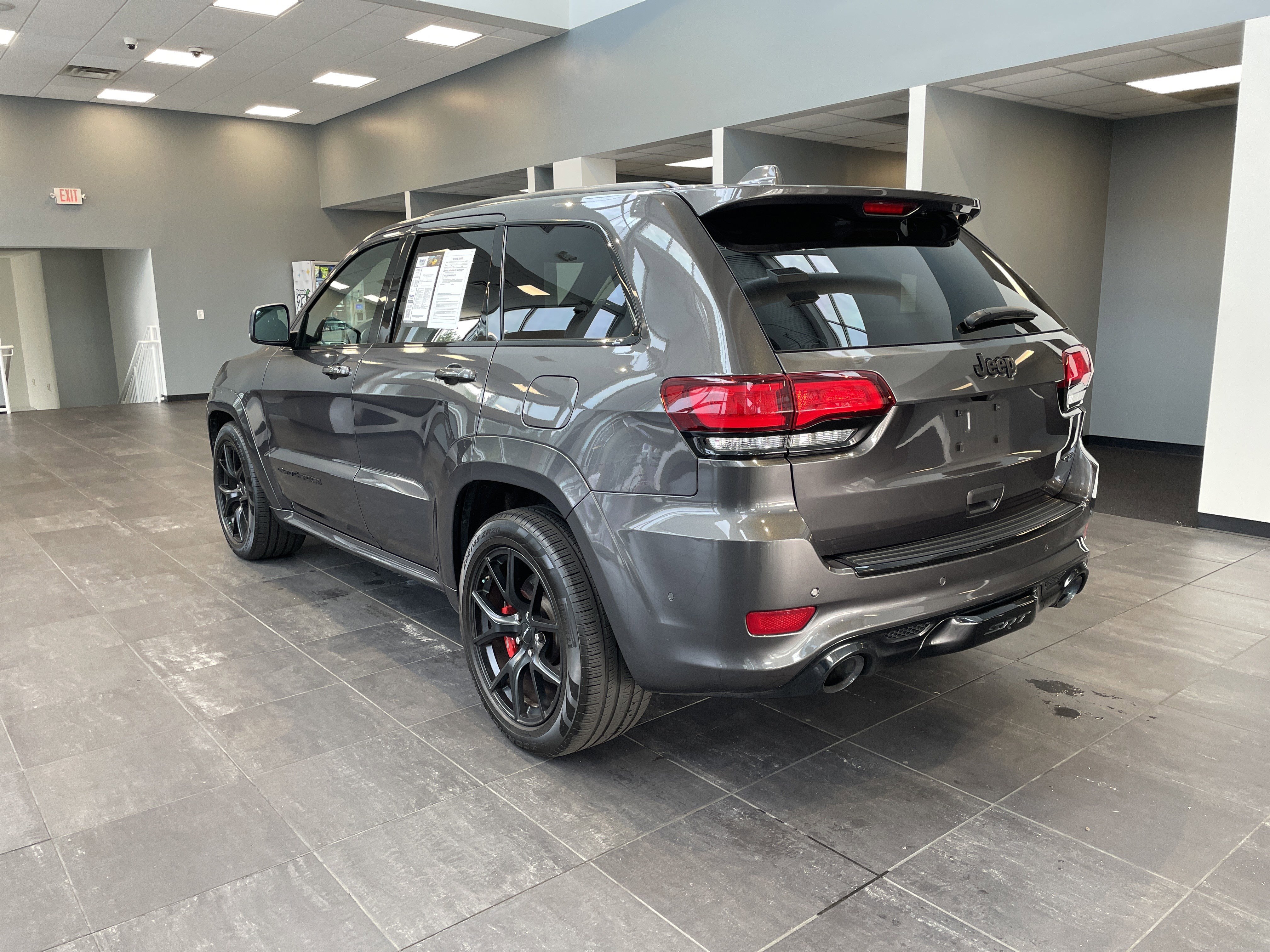 Used 2021 Jeep Grand Cherokee SRT AWD/4WD image 8
