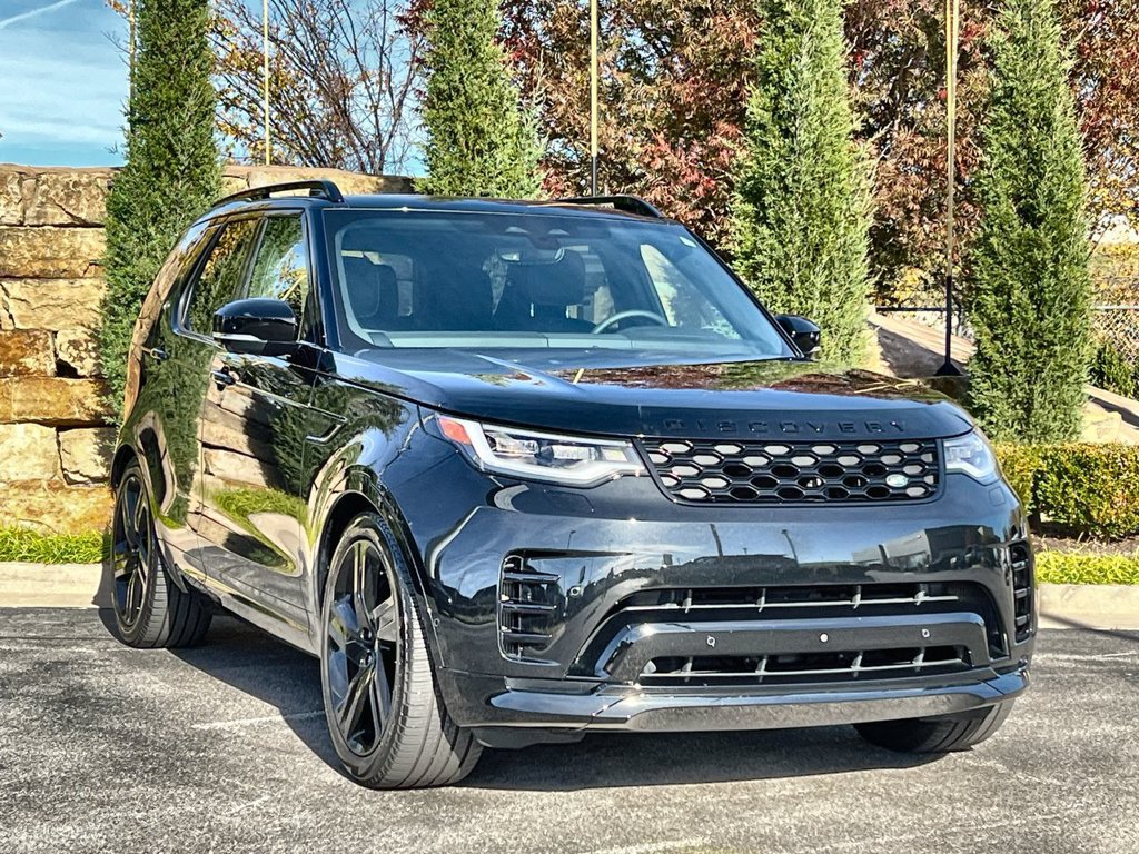Certified 2024 Land Rover Discovery Dynamic SE AWD/4WD image 7