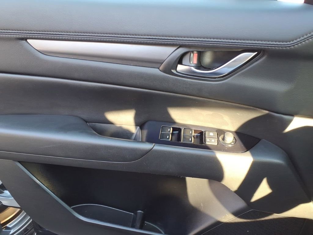 Used 2021 MAZDA CX-5 Touring image 18