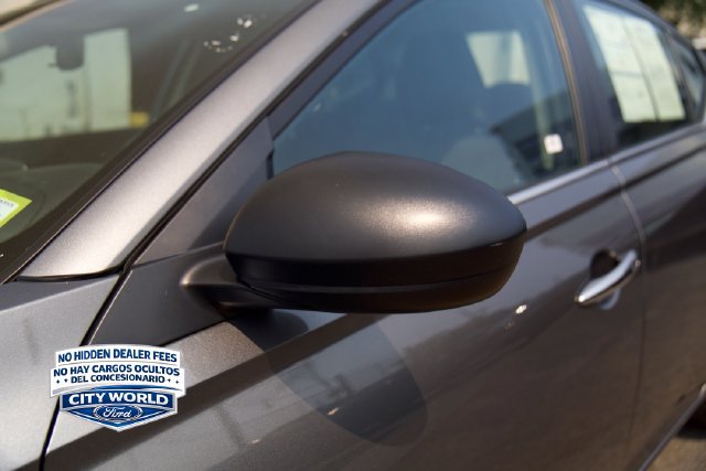 Used 2025 Nissan Altima 2.5 SV FWD image 10