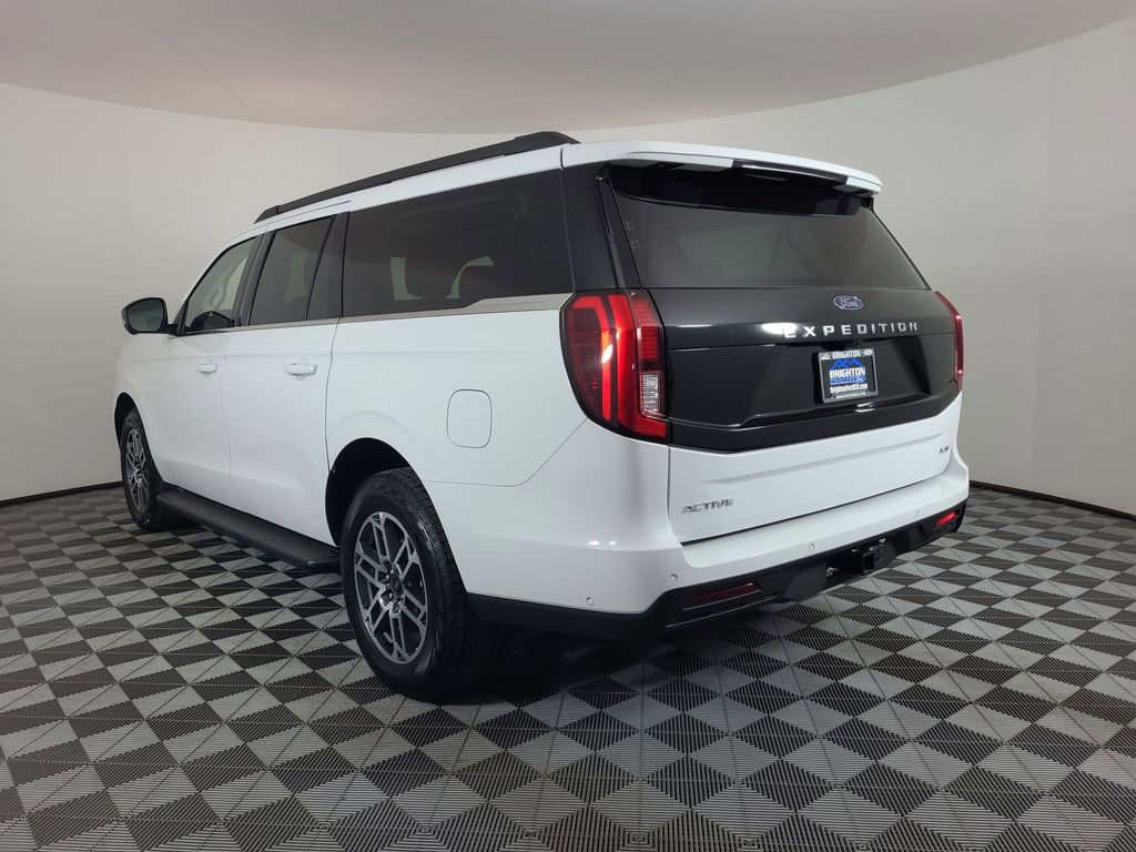 Used 2025 Ford Expedition Max Active image 5