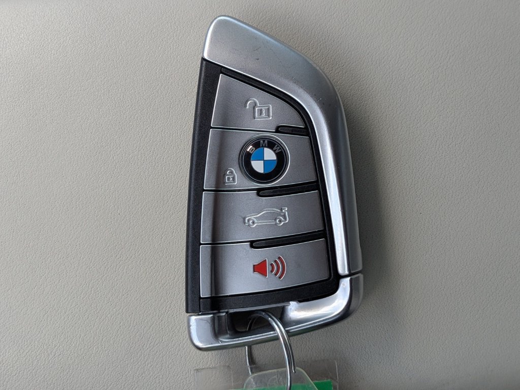 Used 2021 BMW 745e xDrive w/ Premium Package AWD/4WD image 32