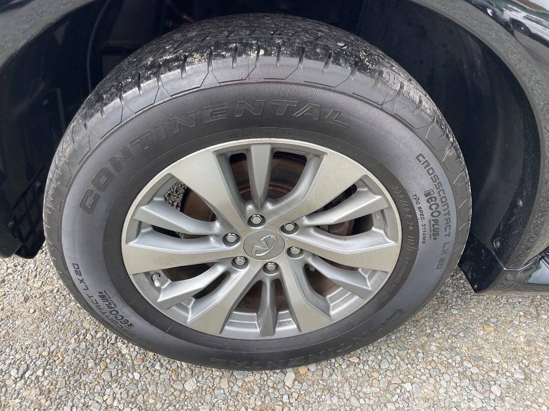 Used 2017 INFINITI QX80 4WD w/ Driver Assistance Package image 32