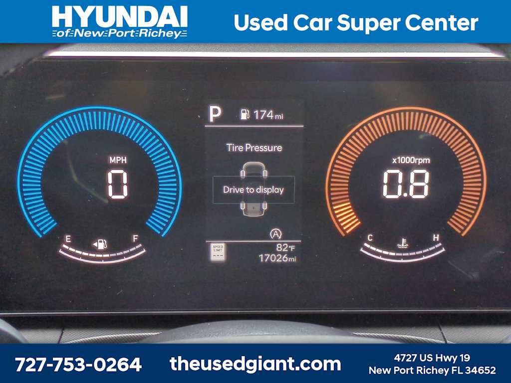 Used 2025 Hyundai Santa Fe SE FWD image 29