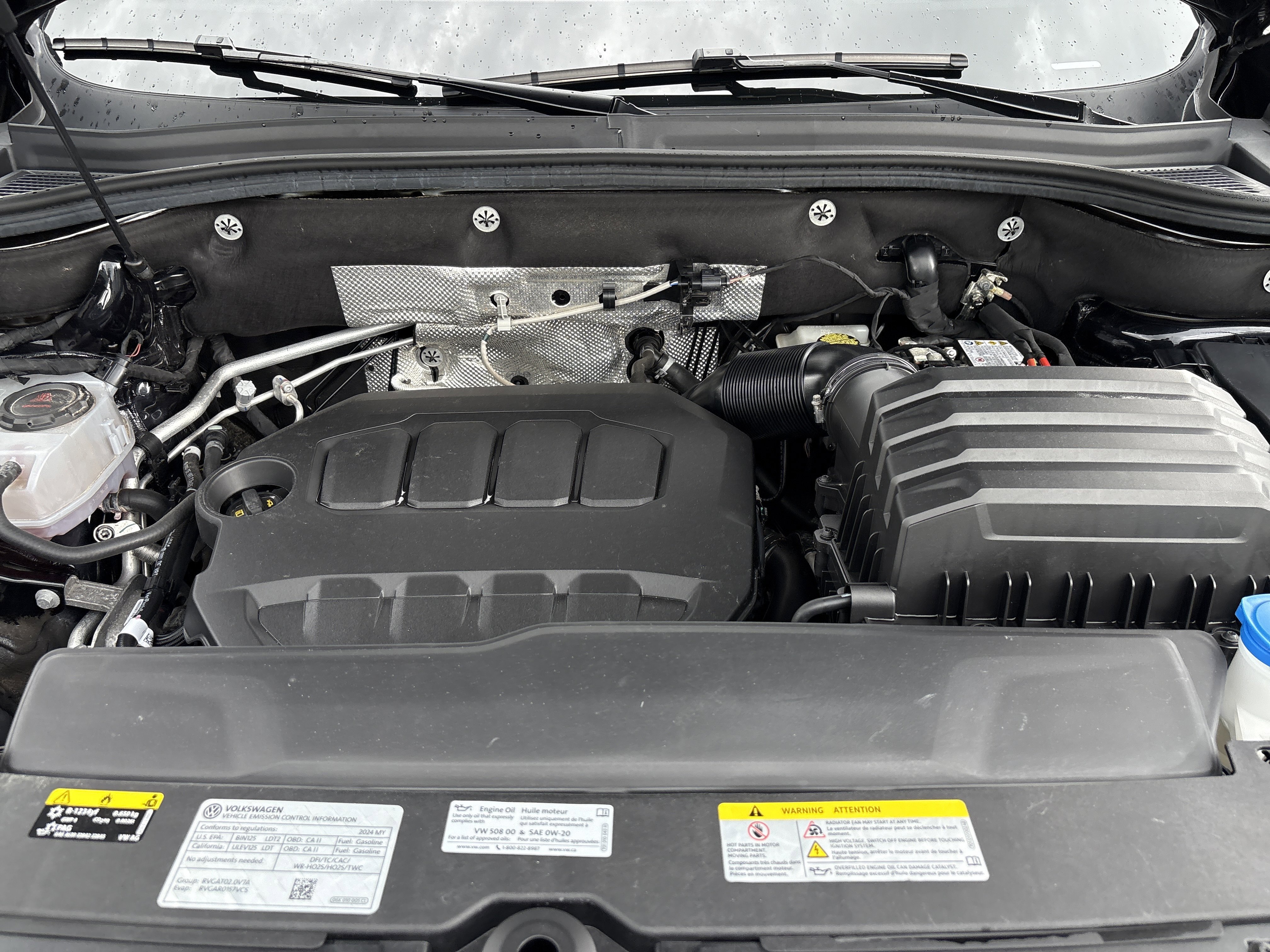Used 2024 Volkswagen Atlas SEL Premium R-Line AWD/4WD image 36