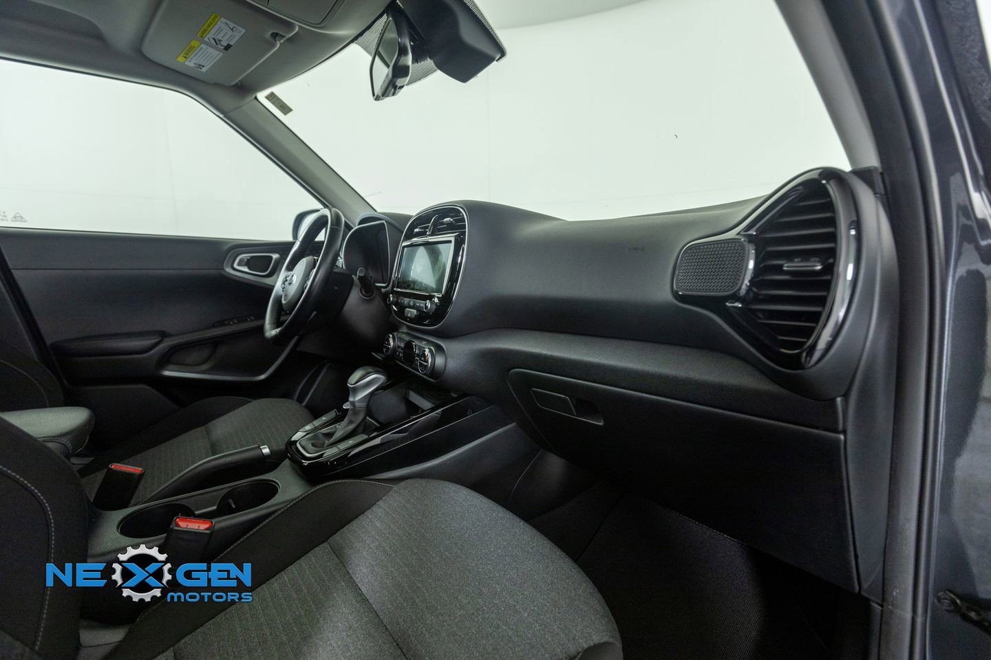Used 2021 Kia Soul EX FWD image 37