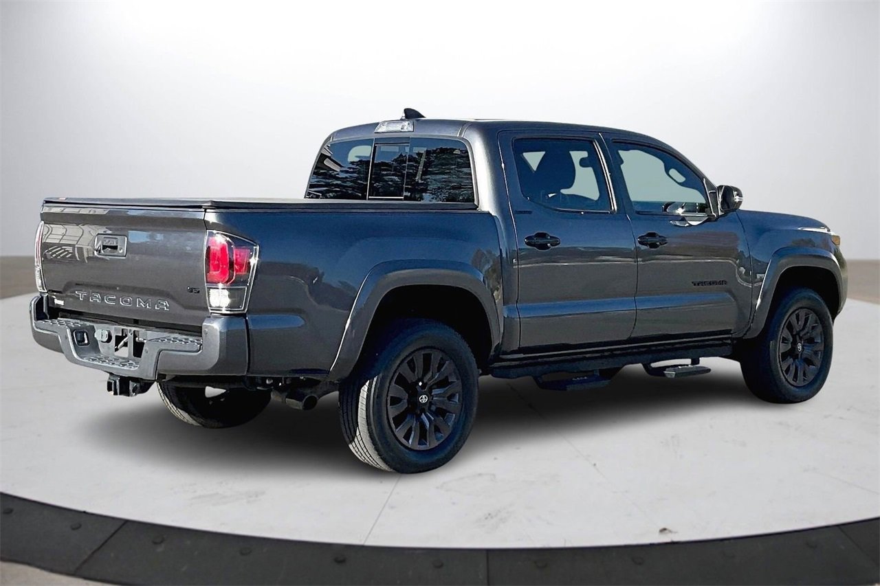 Used 2022 Toyota Tacoma Limited image 8