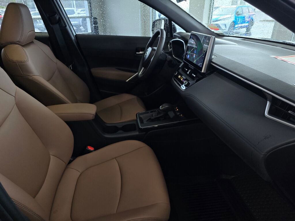 Used 2026 Toyota Corolla Cross XLE w/ Convenience Package image 43